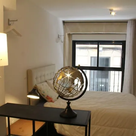 Апартаменты Sunny Apartments, Historical Centre